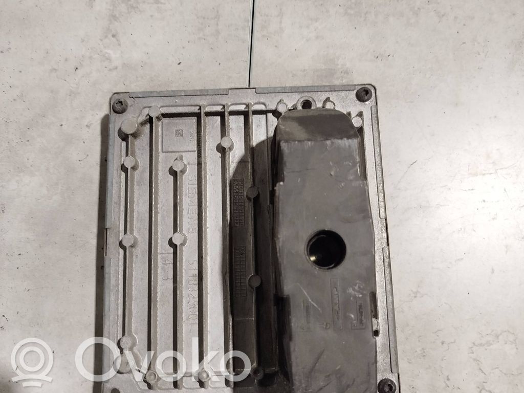 Ford Focus Engine control unit/module 