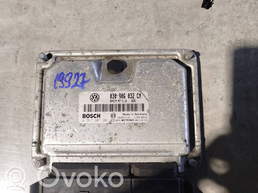 Volkswagen Polo Engine control unit/module 