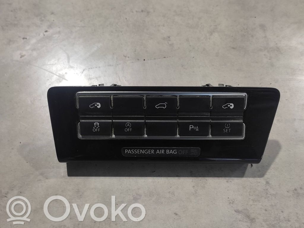 Seat Alhambra (Mk2) Un conjunto de interruptores 