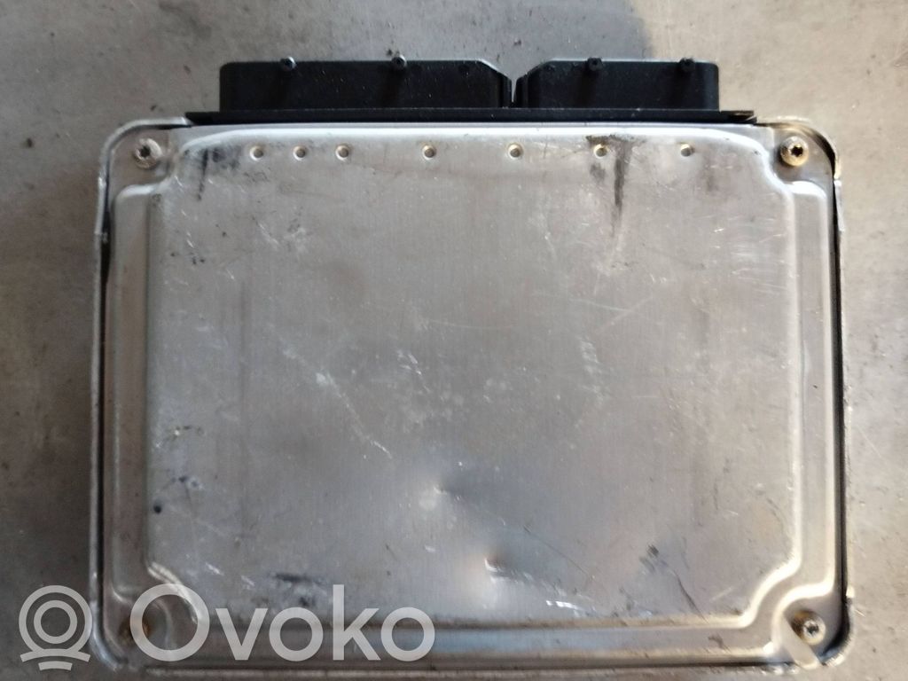 Audi A4 S4 B6 8E 8H Engine control unit/module 