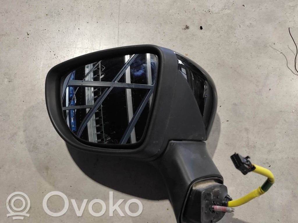 Renault Captur Veidrodėlis (elektra valdomas) 