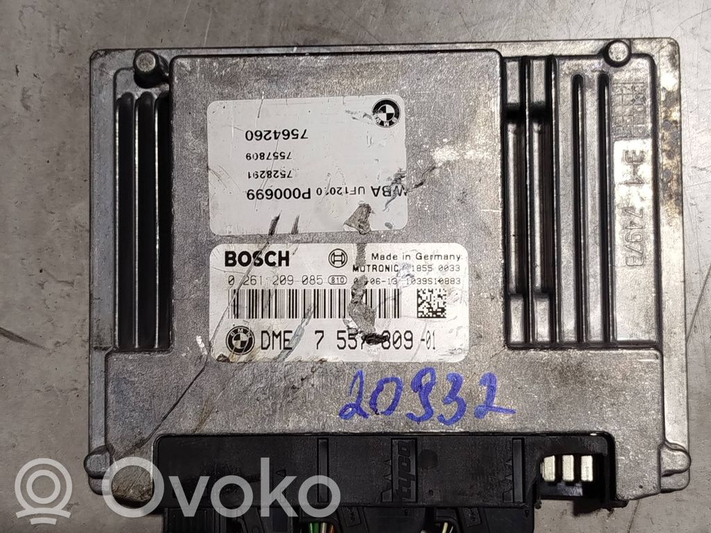 BMW 1 E81 E87 Engine control unit/module 