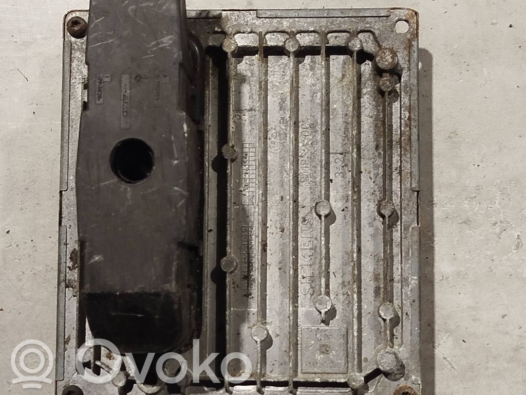 Ford Focus C-MAX Engine control unit/module 