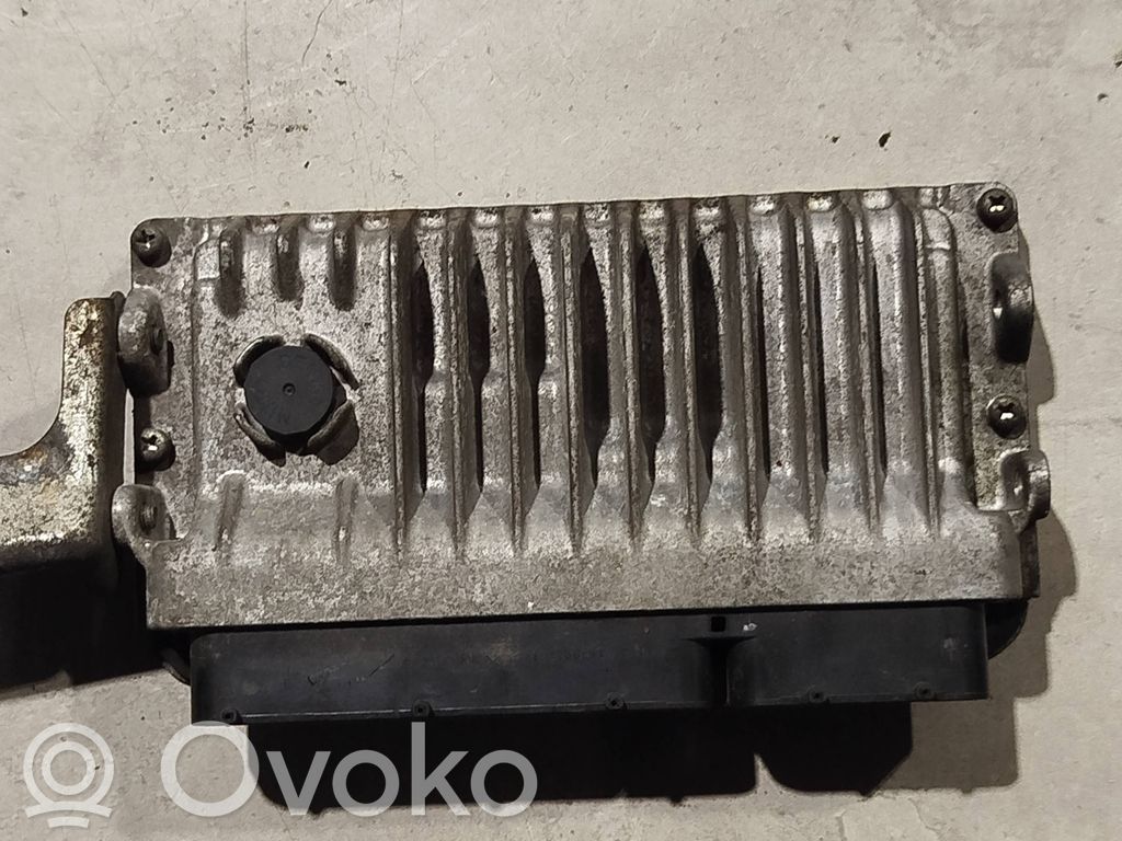 Toyota Yaris Engine control unit/module 