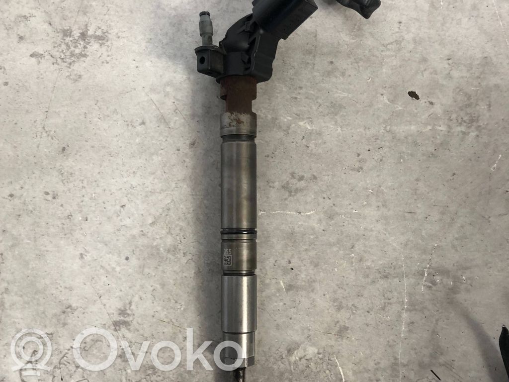 Audi Q7 4L Fuel injector 