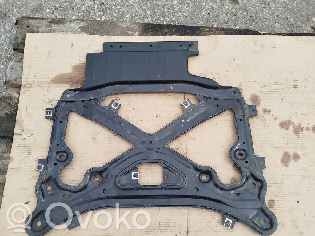 Audi Q7 4M Front subframe 