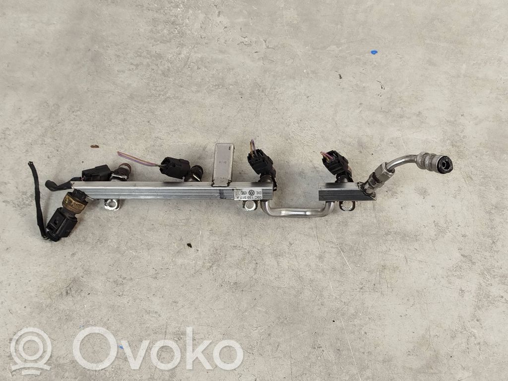 Volkswagen PASSAT B7 Tubo principal de alimentación del combustible 