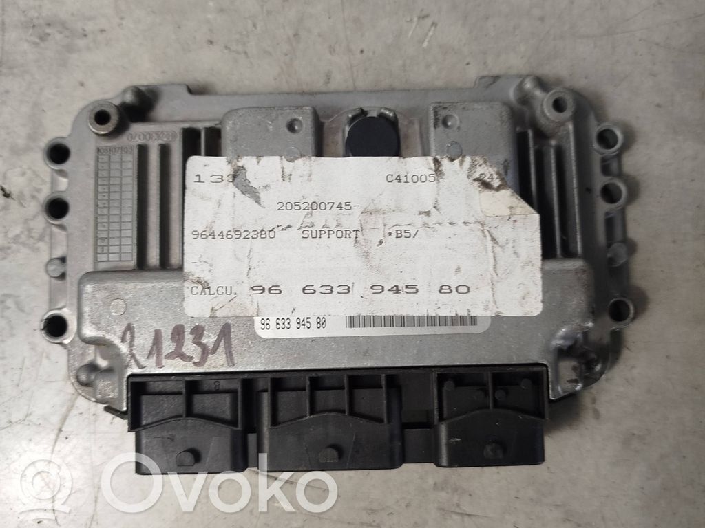Citroen C4 I Engine control unit/module 