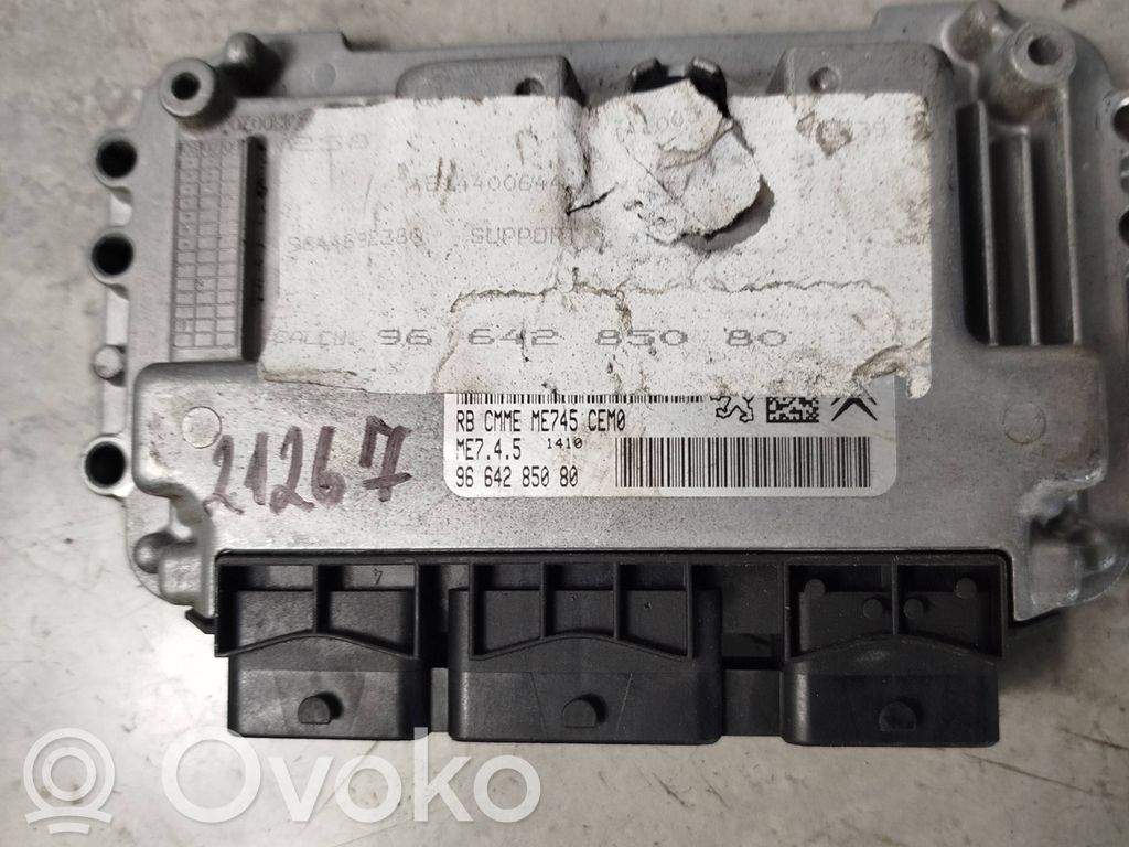 Citroen C4 I Engine control unit/module 