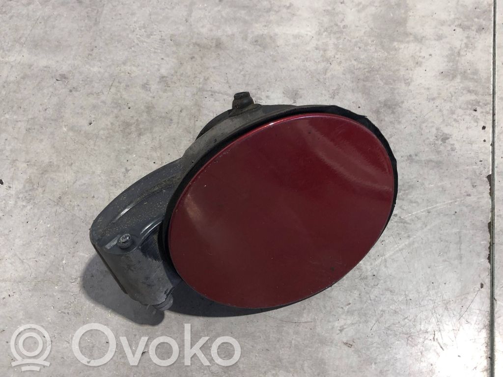 Volvo V40 Polttoainesäiliön korkki 