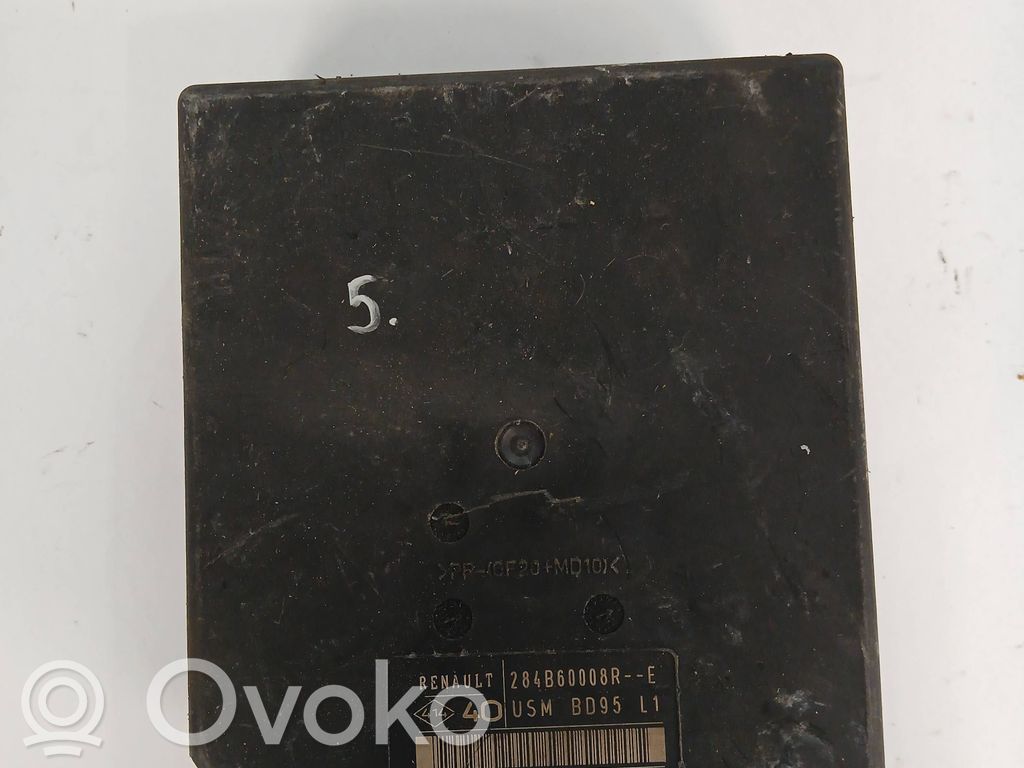 Renault Megane III Fuse module 