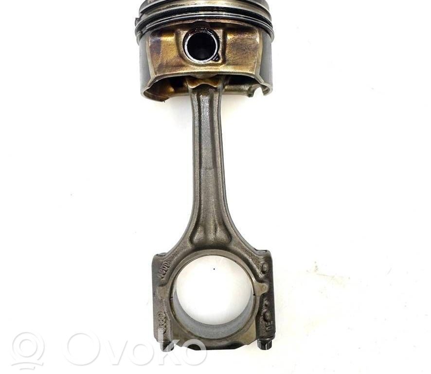 Audi A6 S6 C6 4F Piston with connecting rod 