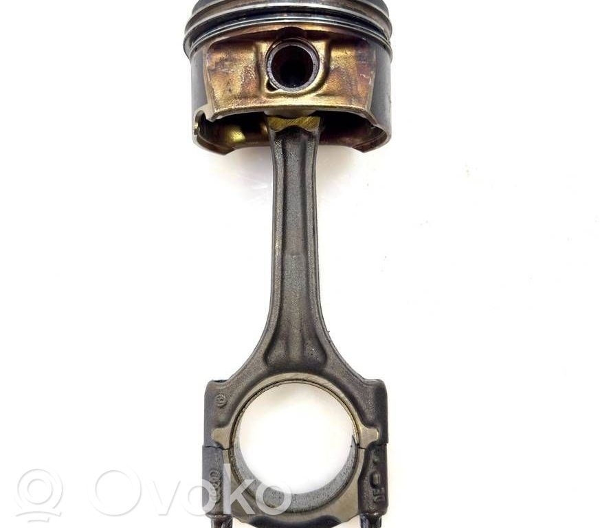 Audi A6 S6 C6 4F Piston with connecting rod 