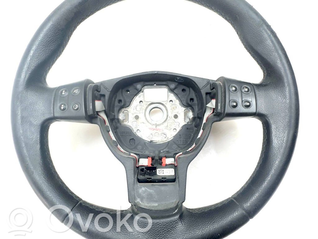 Seat Leon (1P) Volante 
