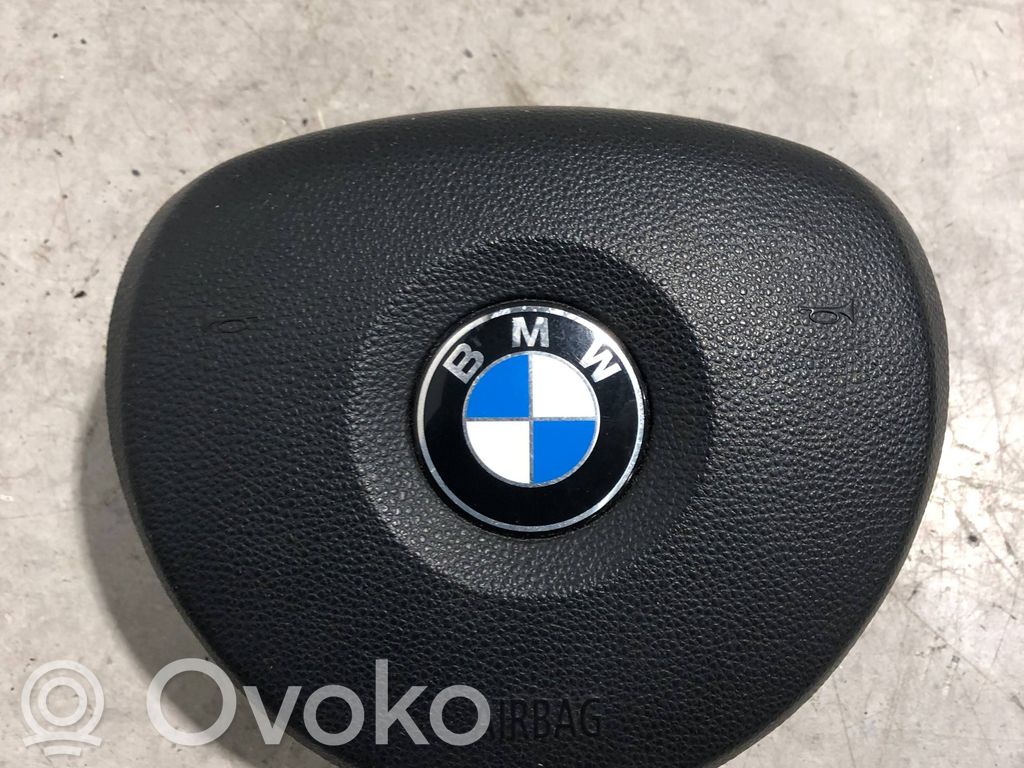 BMW 1 E81 E87 Vairo oro pagalvė 