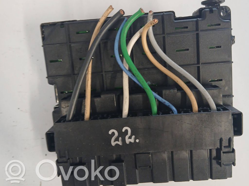 Peugeot 207 Fuse module 