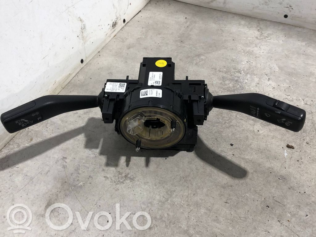 Volkswagen PASSAT CC Muelle espiral del airbag (Anillo SRS) 