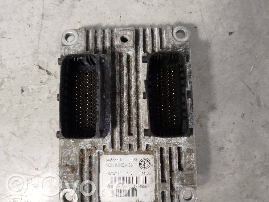 Opel Astra H Engine control unit/module 