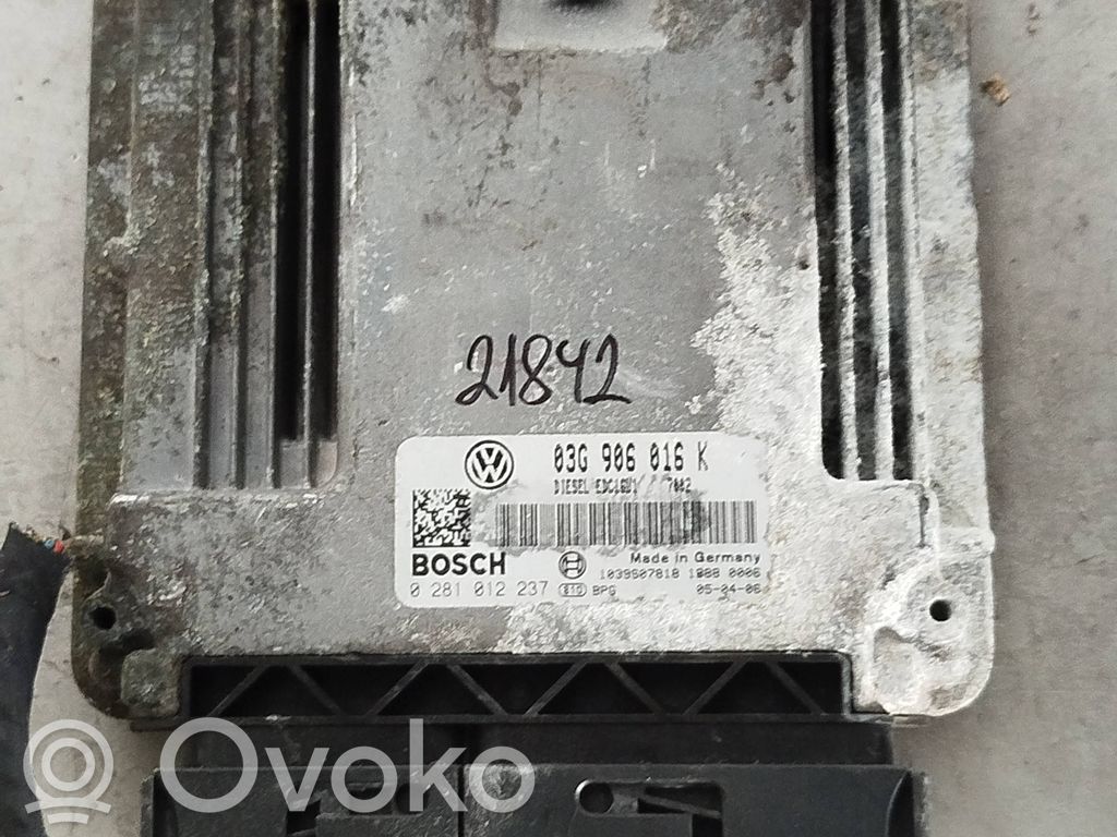 Skoda Octavia Mk2 (1Z) Engine control unit/module 