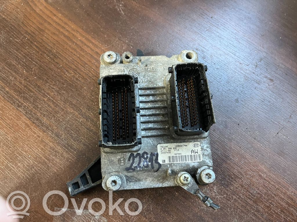 Opel Corsa C Engine control unit/module 