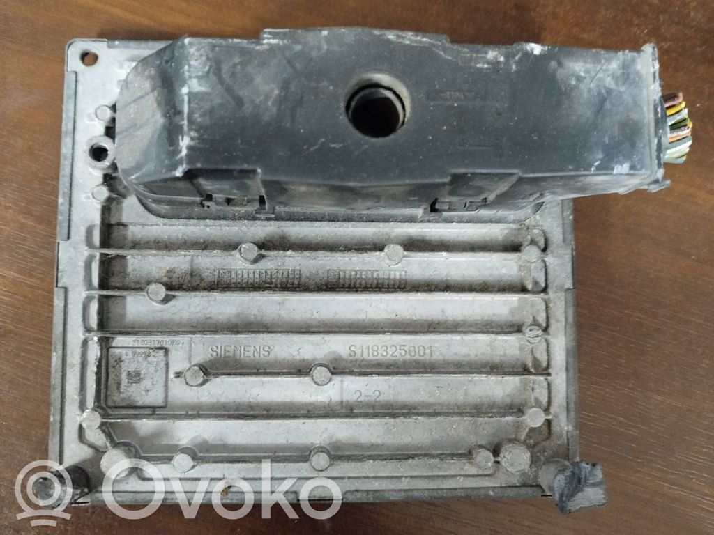 Ford Fiesta Engine control unit/module 