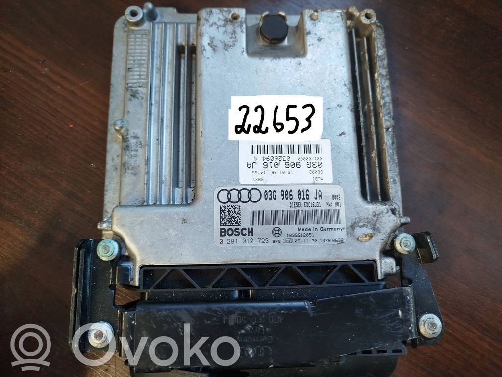 Audi A4 S4 B6 8E 8H Engine control unit/module 