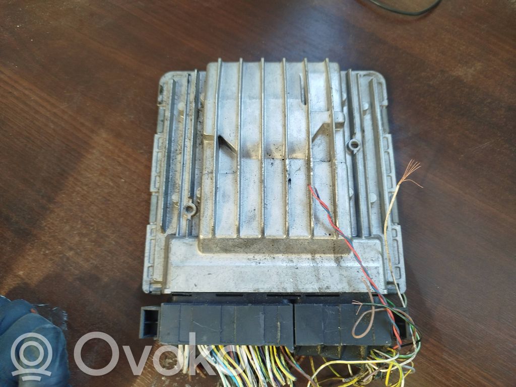 BMW 3 E90 E91 Engine control unit/module 