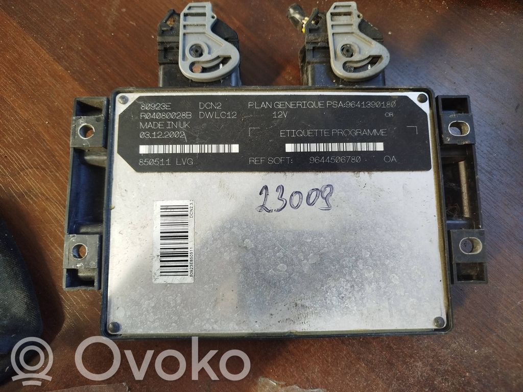 Peugeot 306 Variklio valdymo blokas 