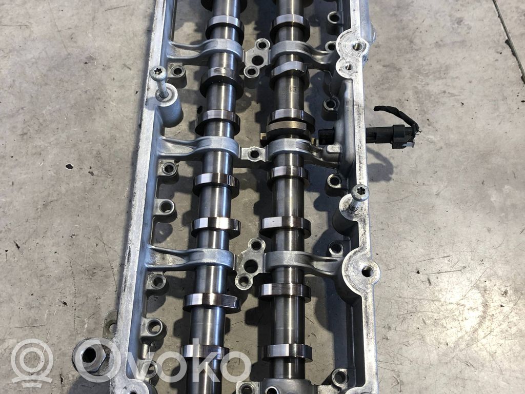 Volkswagen Golf VII Engine head 