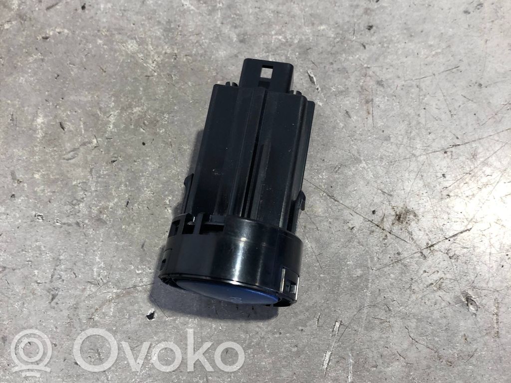 Toyota C-HR I Engine start stop button switch 