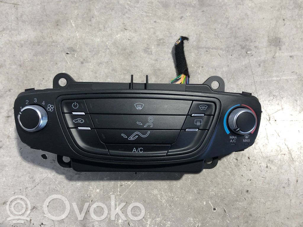 Ford Transit Courier Climate control unit 