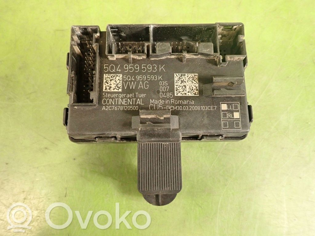 Unidad de control/módulo de la puerta   5Q4959593K