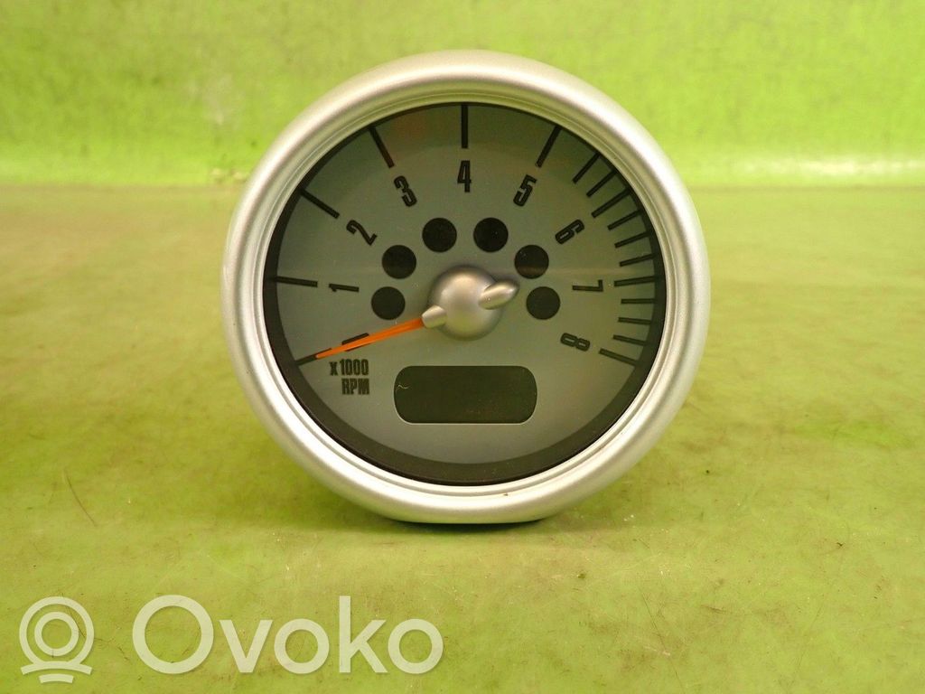 Clock   62116924924