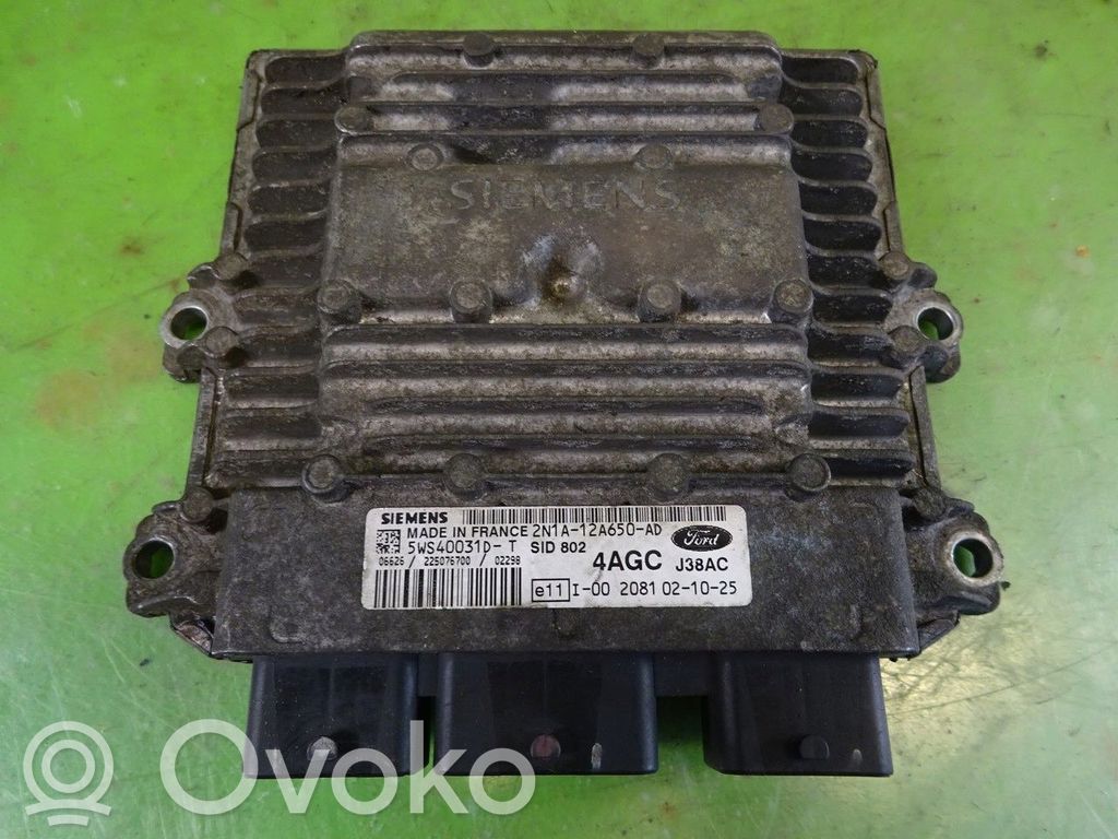 Volkswagen PASSAT B4 Engine control unit/module ECU 