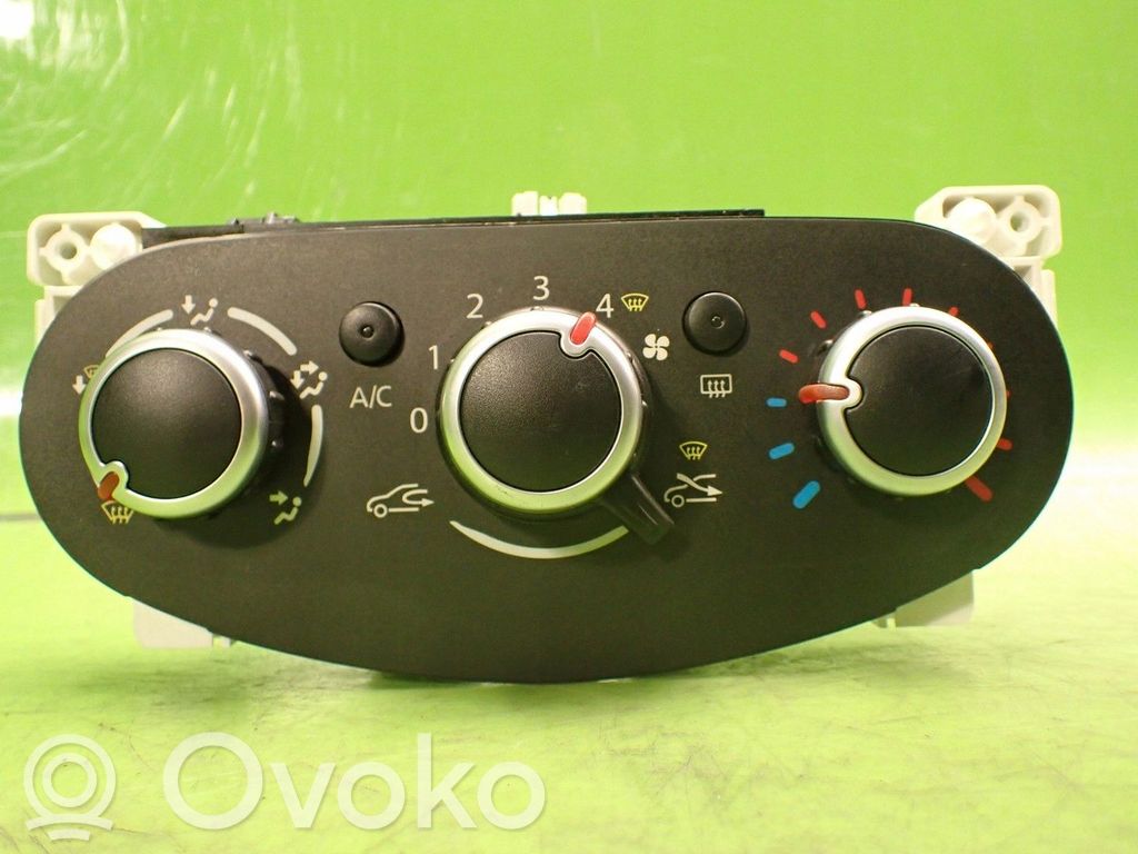 Renault Twingo III Climate control/heater control trim 