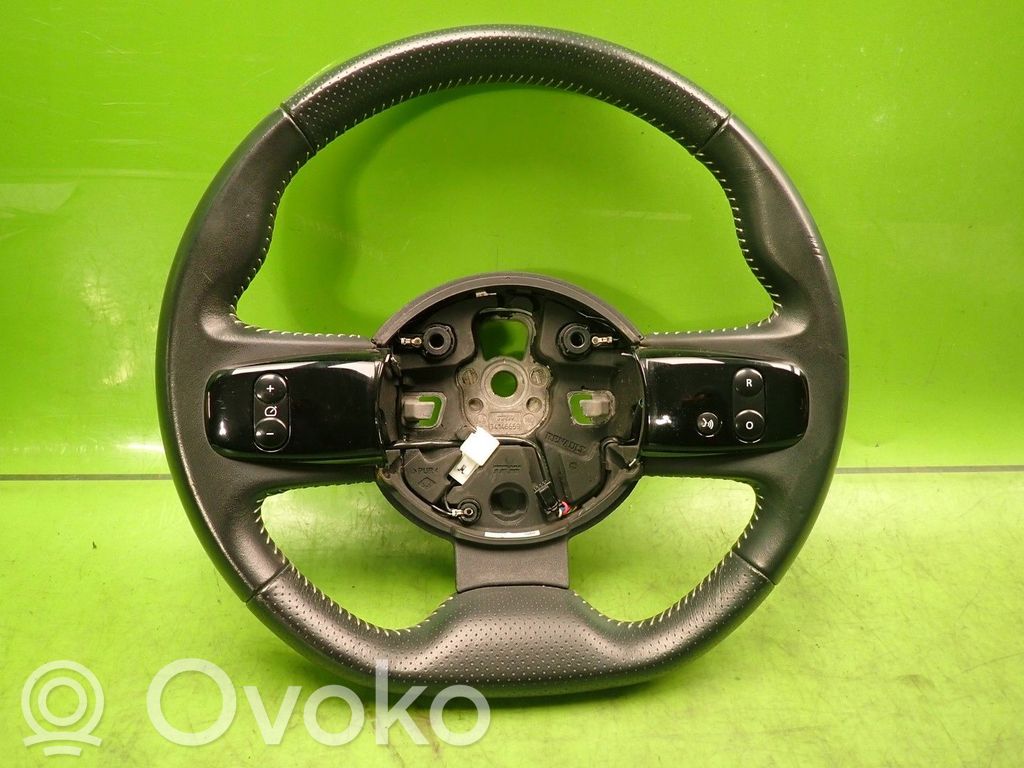 Renault Twingo III Lenkrad 