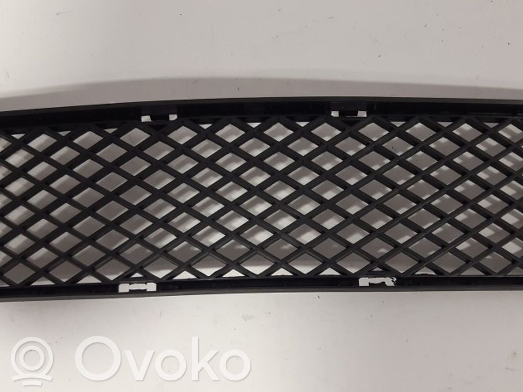 BMW 7 E65 E66 Front bumper lower grill 