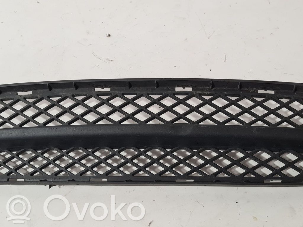 BMW 3 E90 E91 Front bumper lower grill 