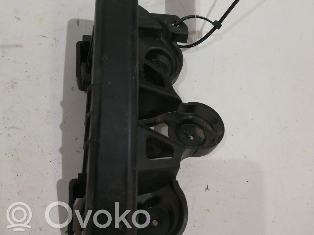 Citroen C3 Aircross Galinis laikiklis bamperio 