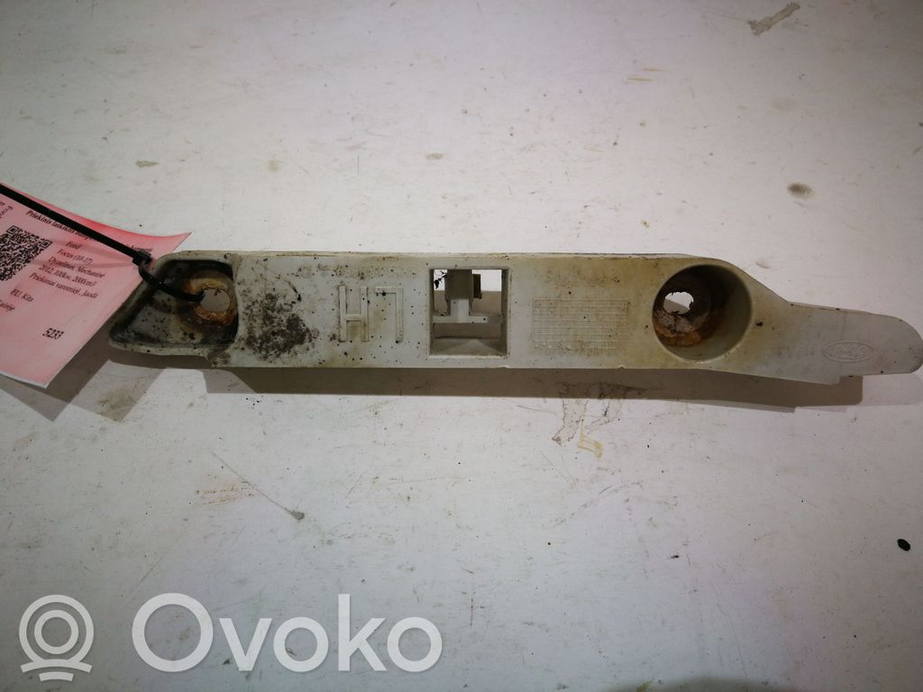 Front bumper mounting bracket   8M5117D959AD