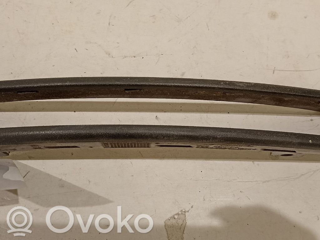 Volkswagen PASSAT B6 Zierleiste Stoßstange Stoßfänger vorne 