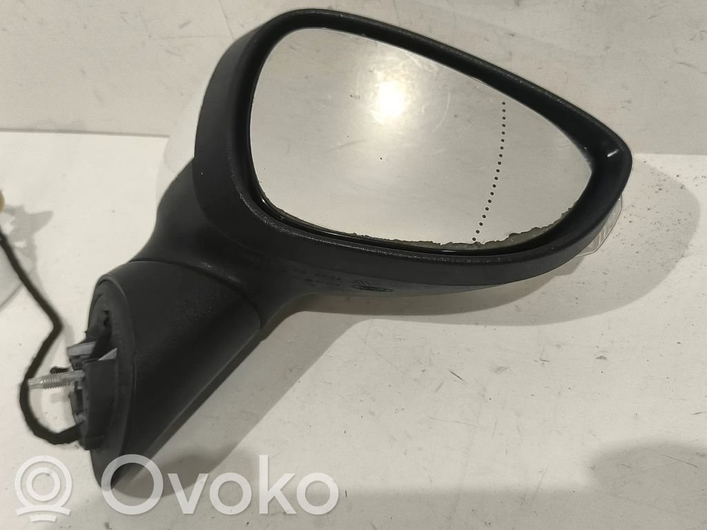 Front door electric wing mirror