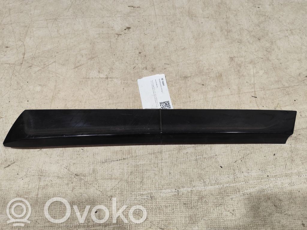 Audi Q7 4M Tailgate trim 