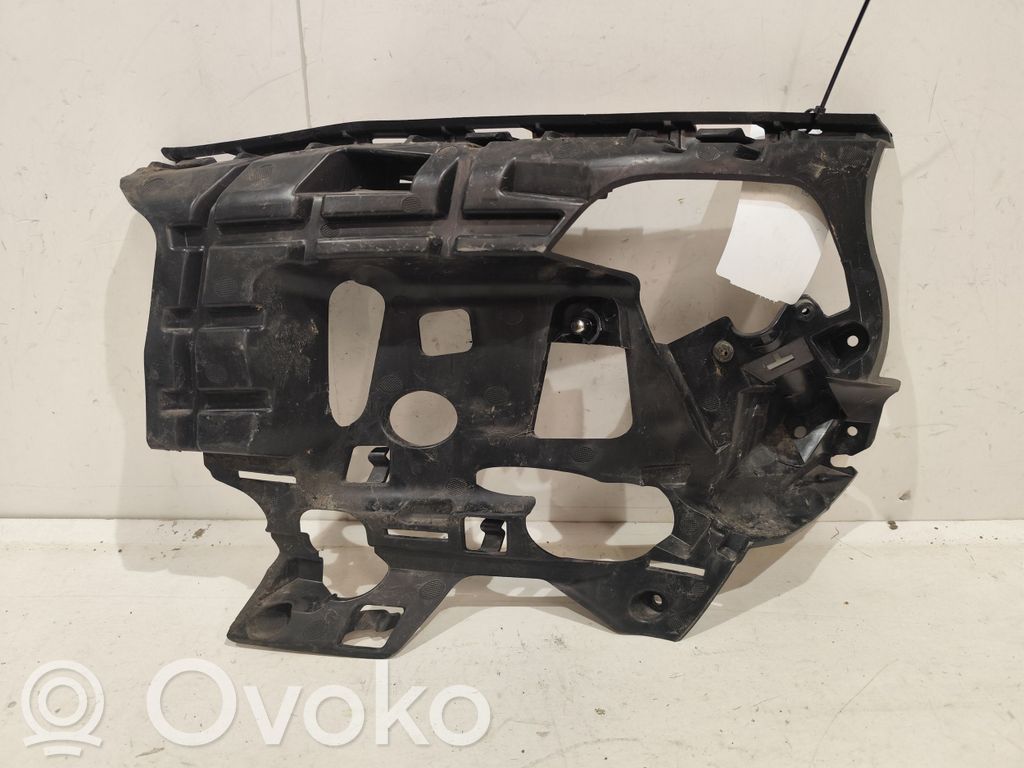 Volvo V60 Front bumper mounting bracket 