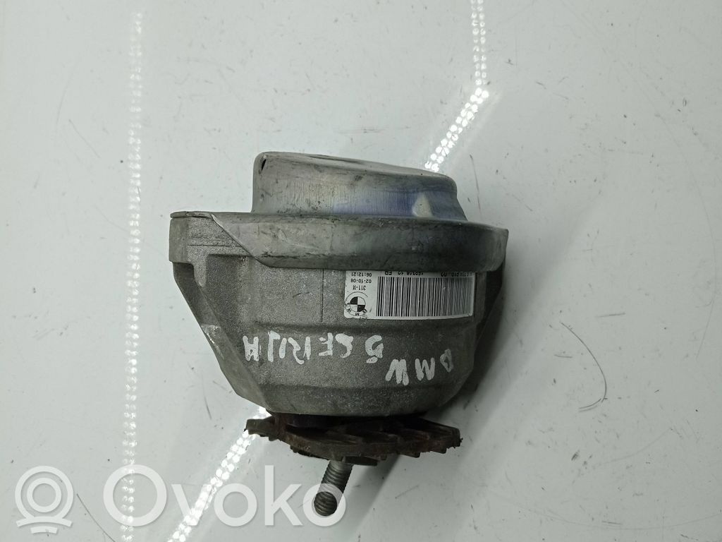 BMW 5 E60 E61 Engine mount bracket 