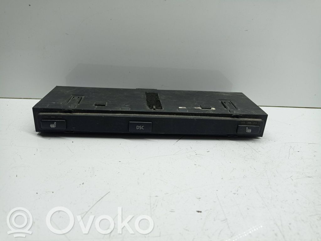 Seat heating switch   6944957