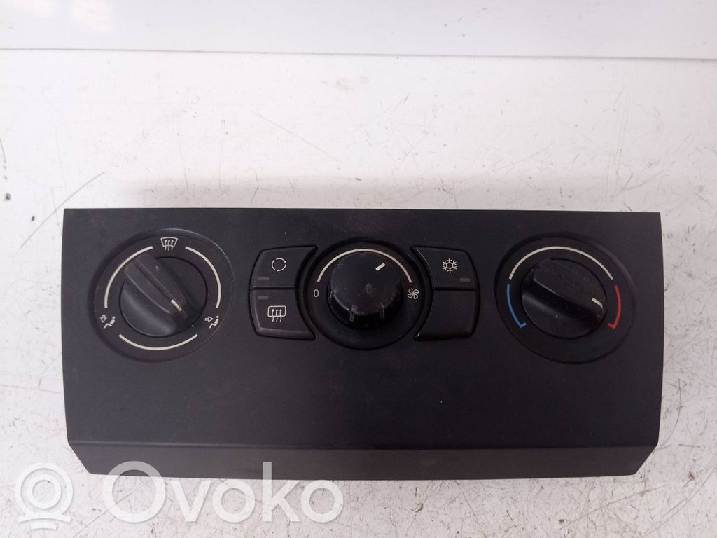BMW 1 E81 E87 Climate control unit 