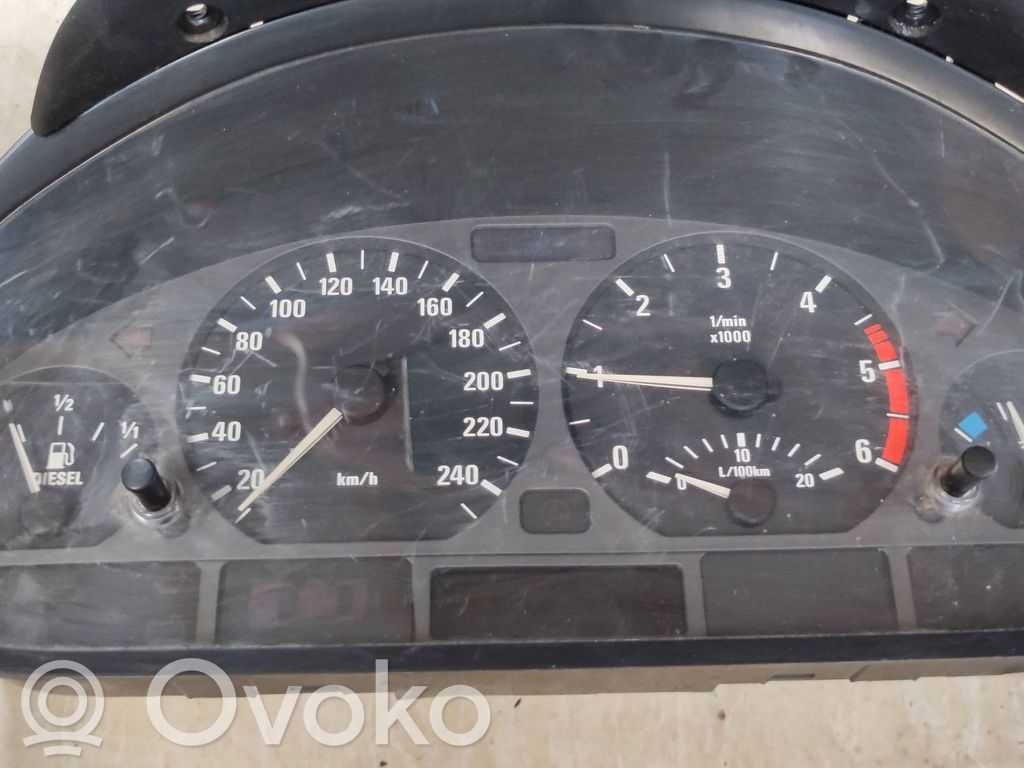 BMW 3 E46 Speedometer (instrument cluster) 