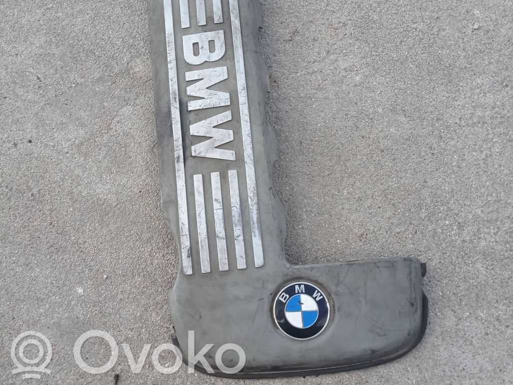 Engine cover (trim)