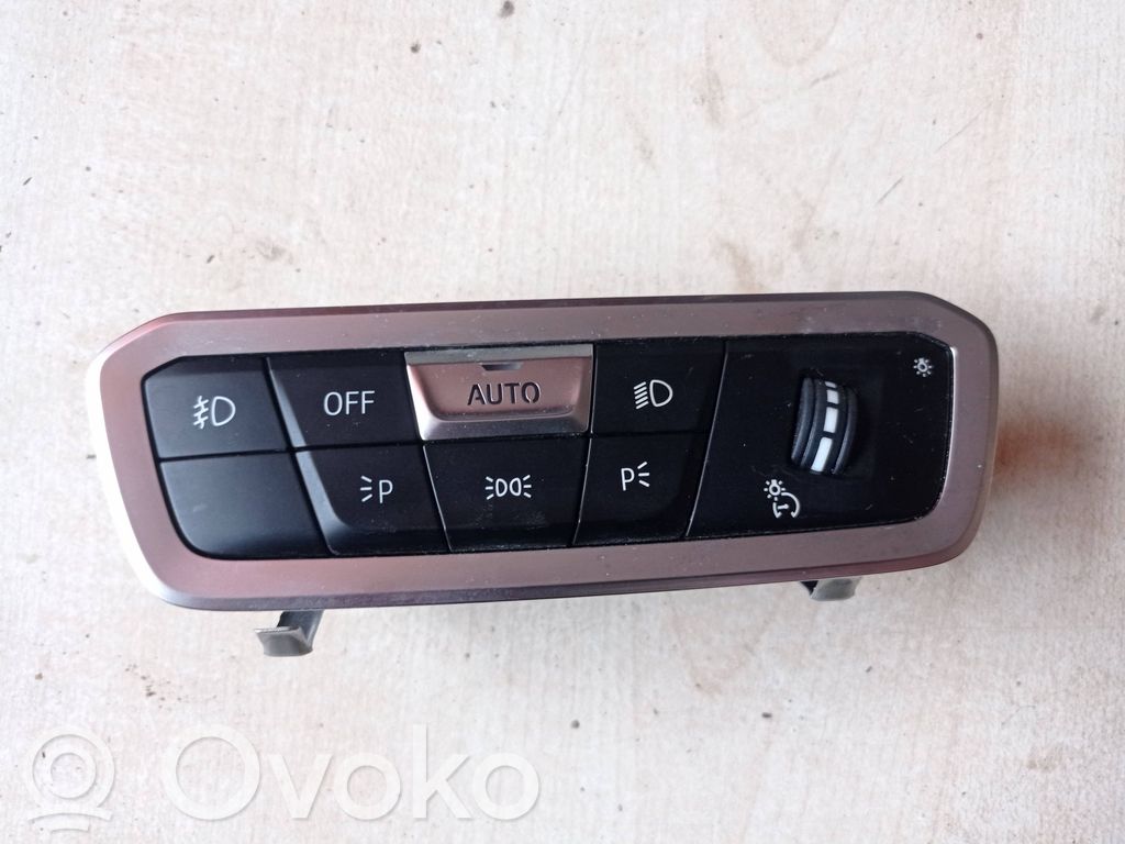 BMW X5 G05 Interrupteur d’éclairage 